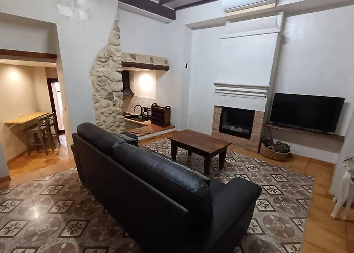 Casa L'olivar דירה *